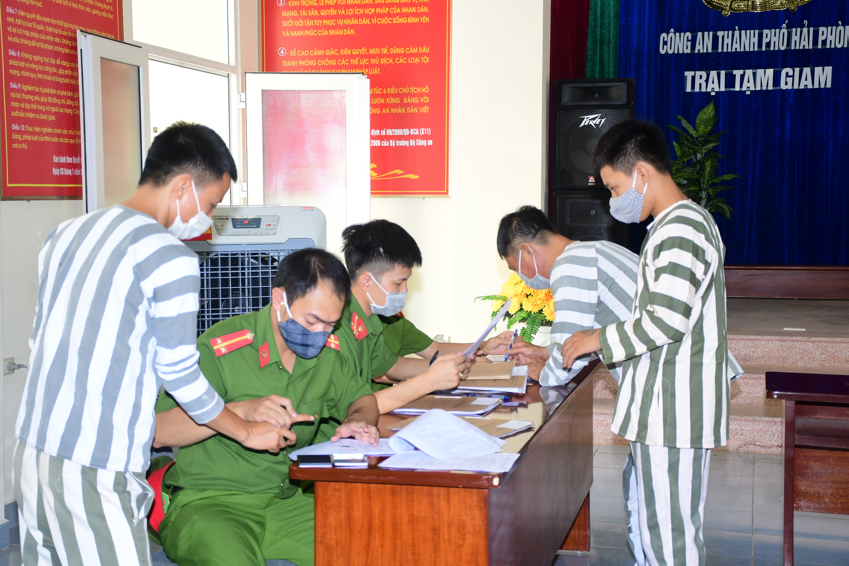 Trại tạm giam CATP: Thực hiện nghiêm các yêu cầu về điều tra, truy tố xét xử